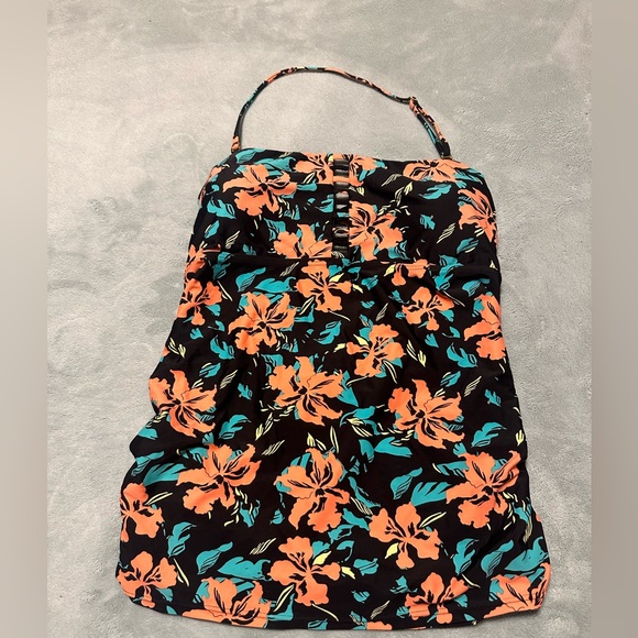 Pink Blush size L floral tankini top with ruching - Picture 2 of 5